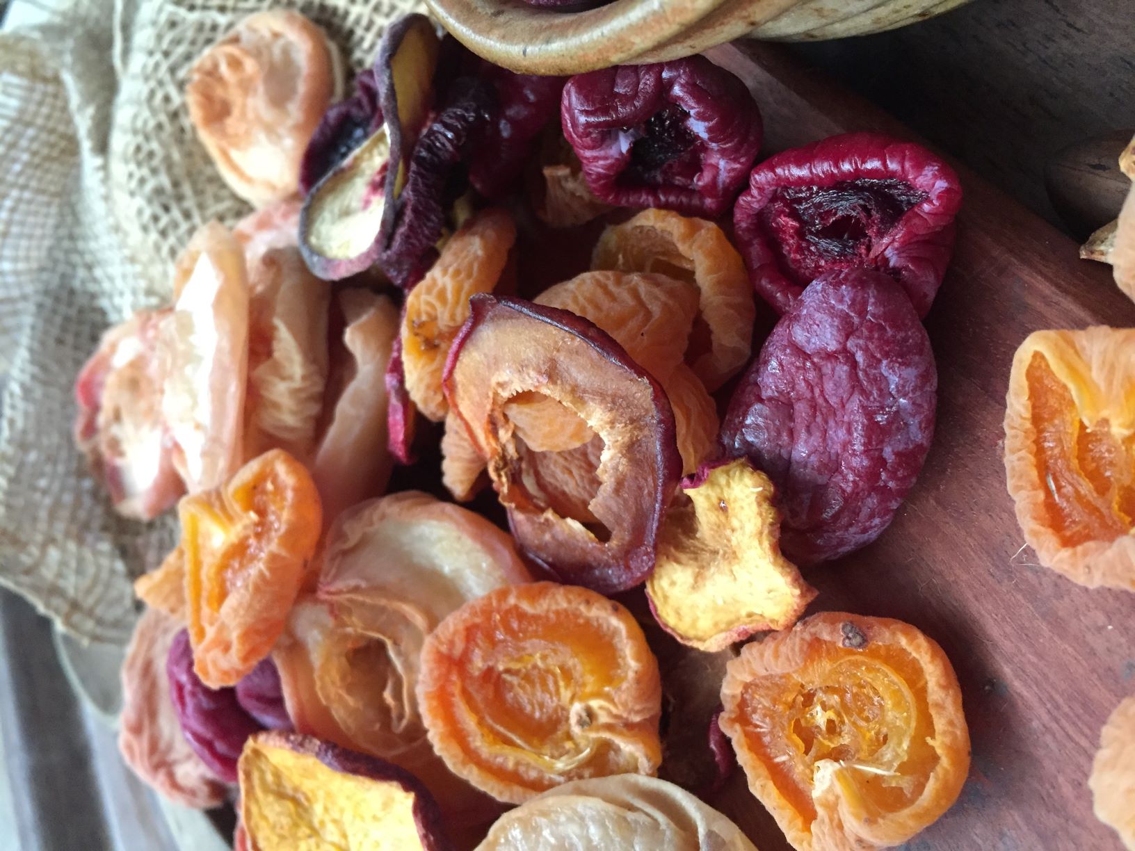 Taralee Orchards I Dried Fruit Medley
